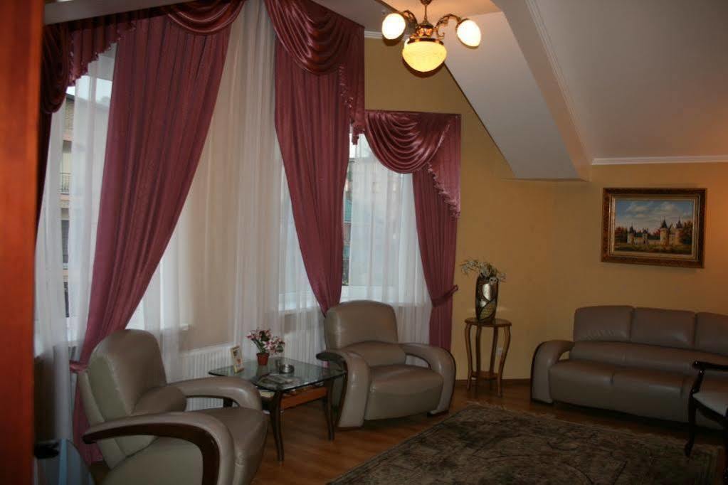 Prague Hotel Zaporizhia Exterior foto